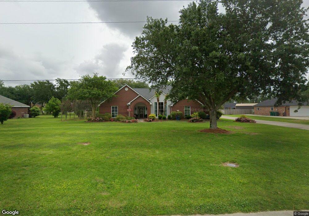 5355 E Crestview Dr, Lake Charles, LA 70605 - photo 1