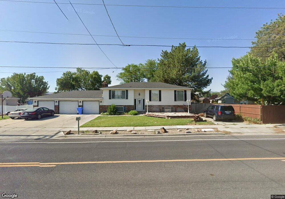 2217 Myers Ln, Riverton, UT 84065 - photo 1