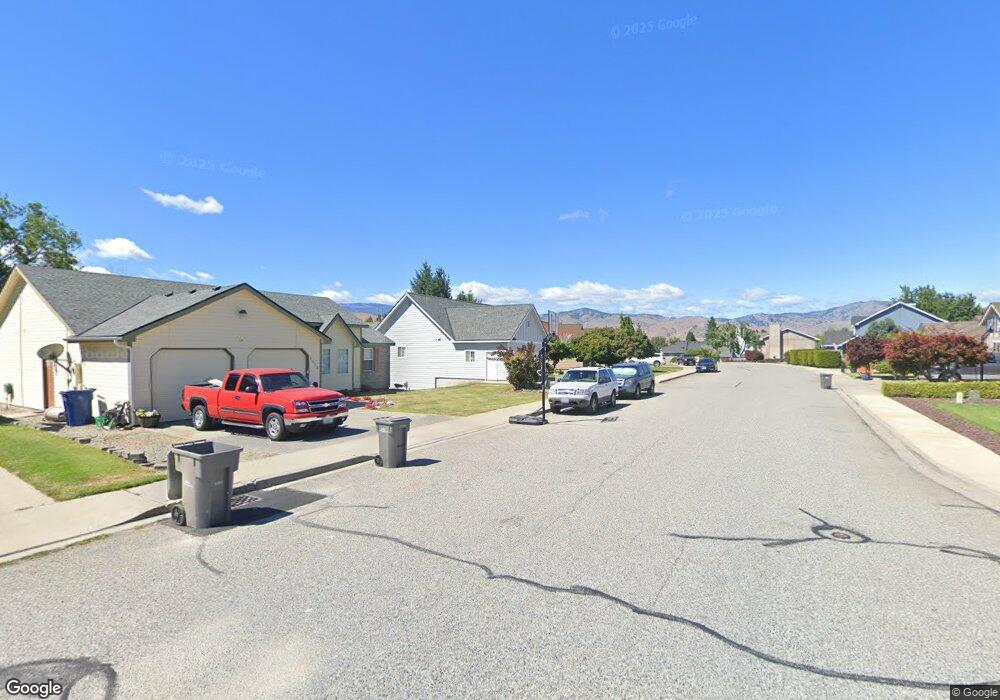 1814 Manhattan Dr, East Wenatchee, WA 98802 - photo 1