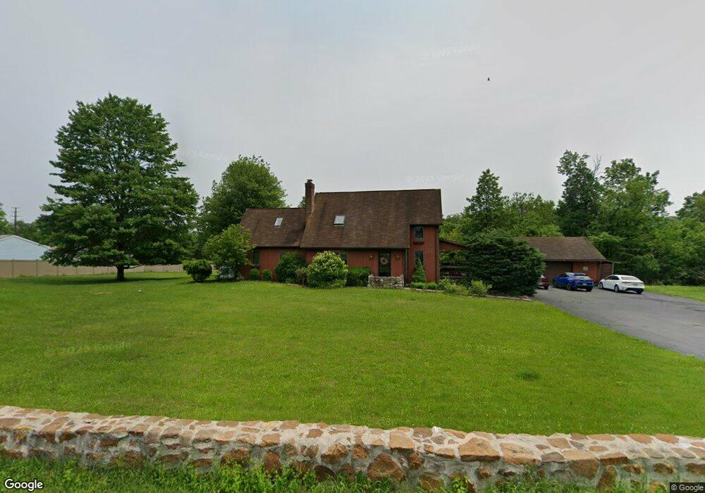 8075 Rextown Rd, Slatington, PA 18080 - photo 1