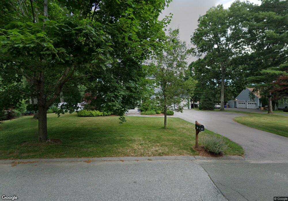 2 Eastleigh Ln, Natick, MA 01760 - photo 1