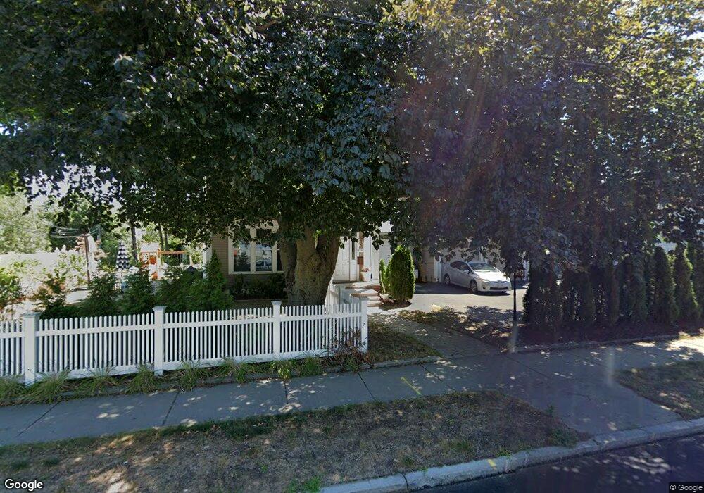 826 Watertown St unit 3, West Newton, MA 02465 - photo 1