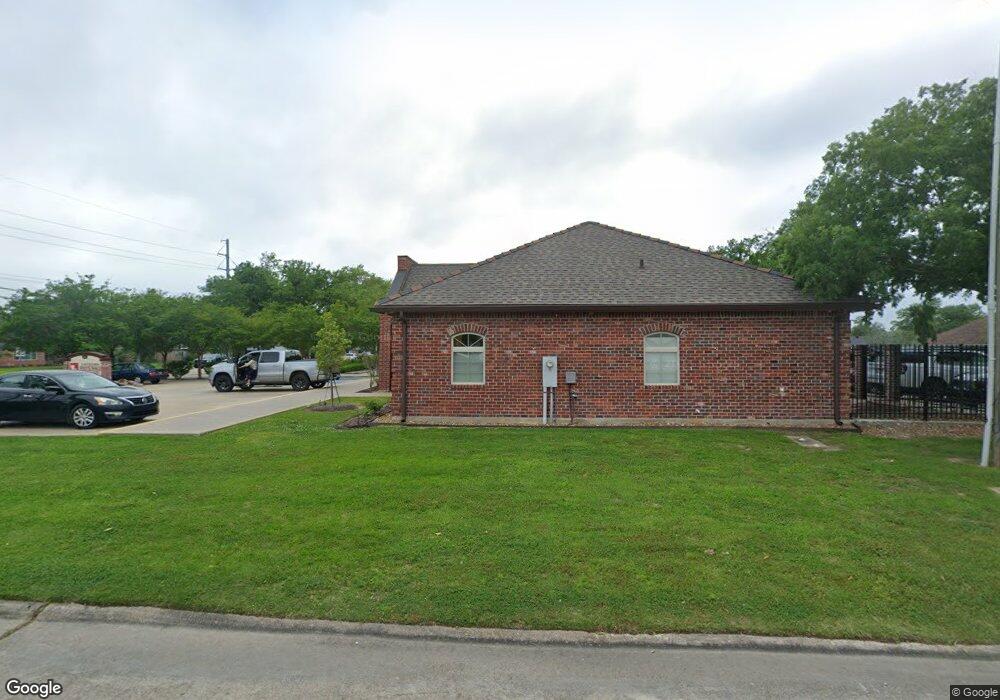 210 W McNeese St, Lake Charles, LA 70605 - photo 1