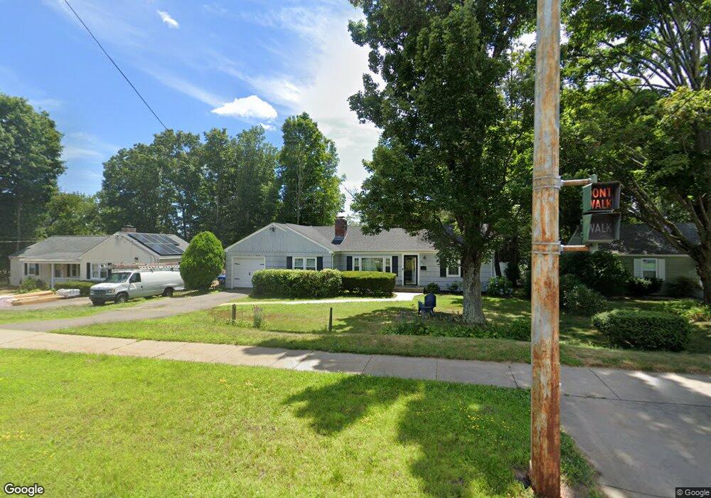 521 Park Ave, Windsor, CT 06095 - photo 1