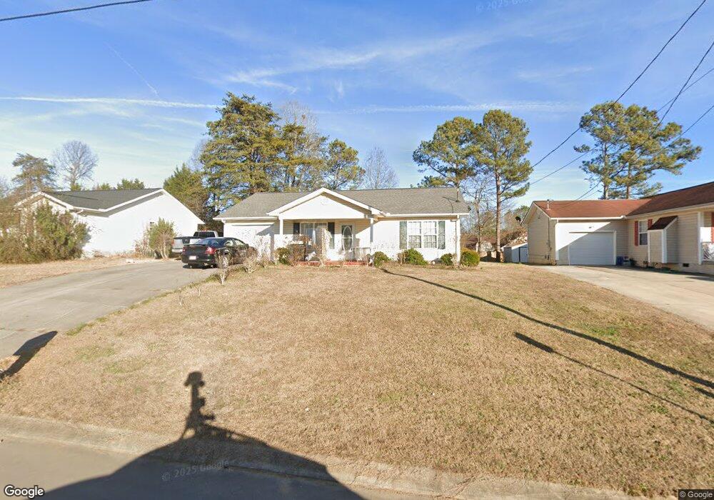 308 Pine Grove Dr N, Dalton, GA 30721 - photo 1