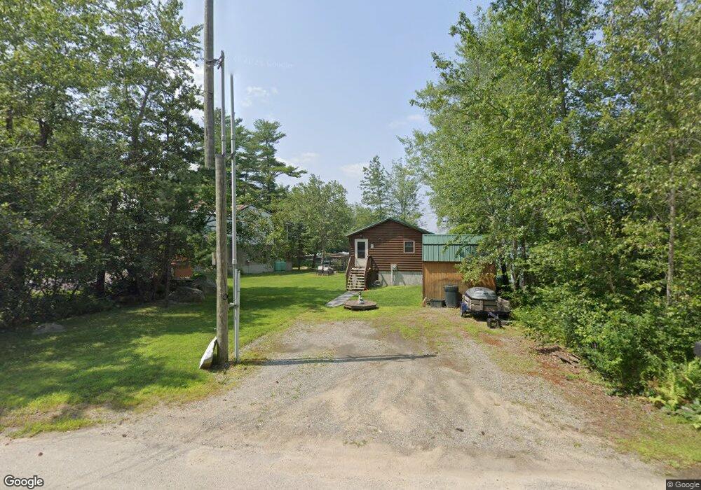 4 W Shore Dr, Raymond, NH 03077 - photo 1