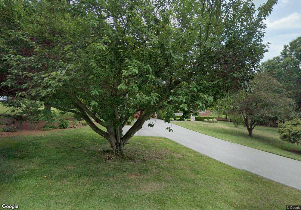 651 Gahle Dr, Westminster, MD 21157 - photo 1