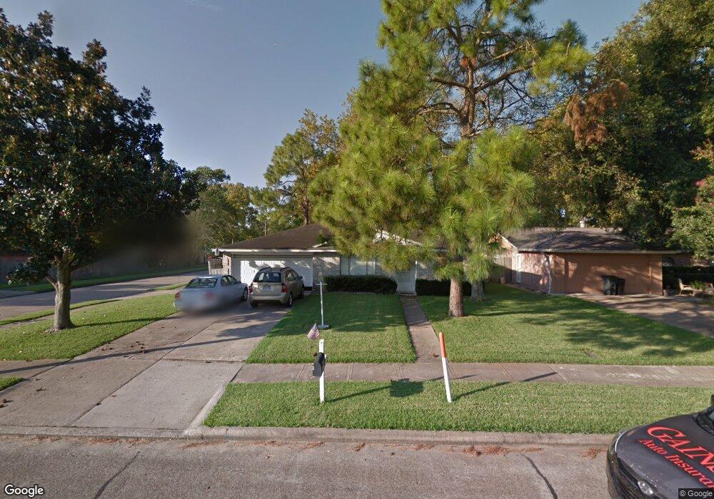 16330 Blackhawk Blvd, Friendswood, TX 77546 - photo 1