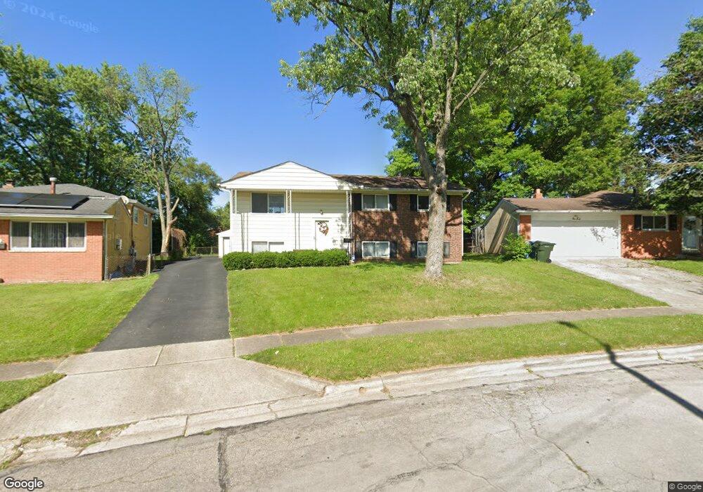 5128 Jameson Dr, Columbus, OH 43232 - photo 1