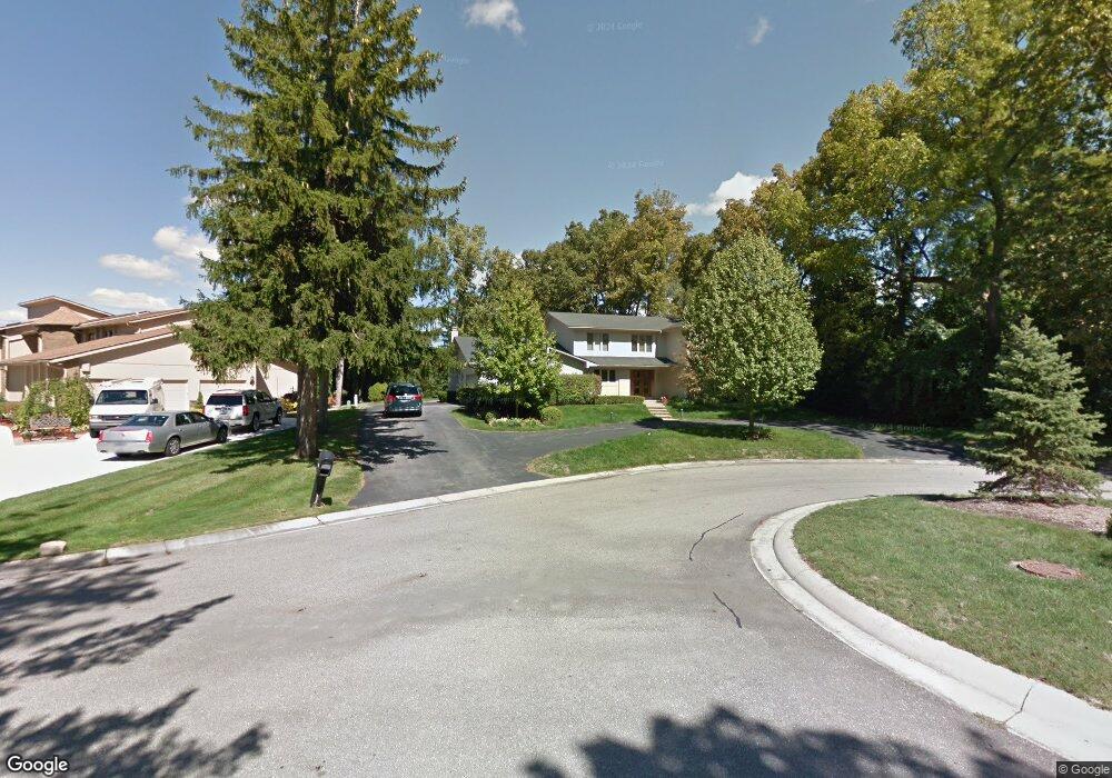 3929 Englewood Ct, West Bloomfield, MI 48323 - photo 1