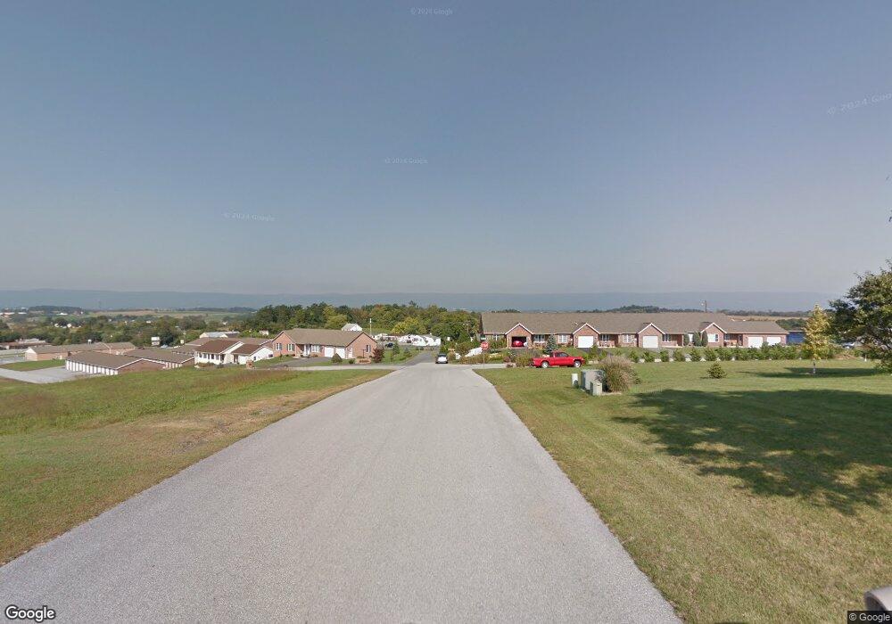 5015 Diopside Dr, Chambersburg, PA 17202 - photo 1