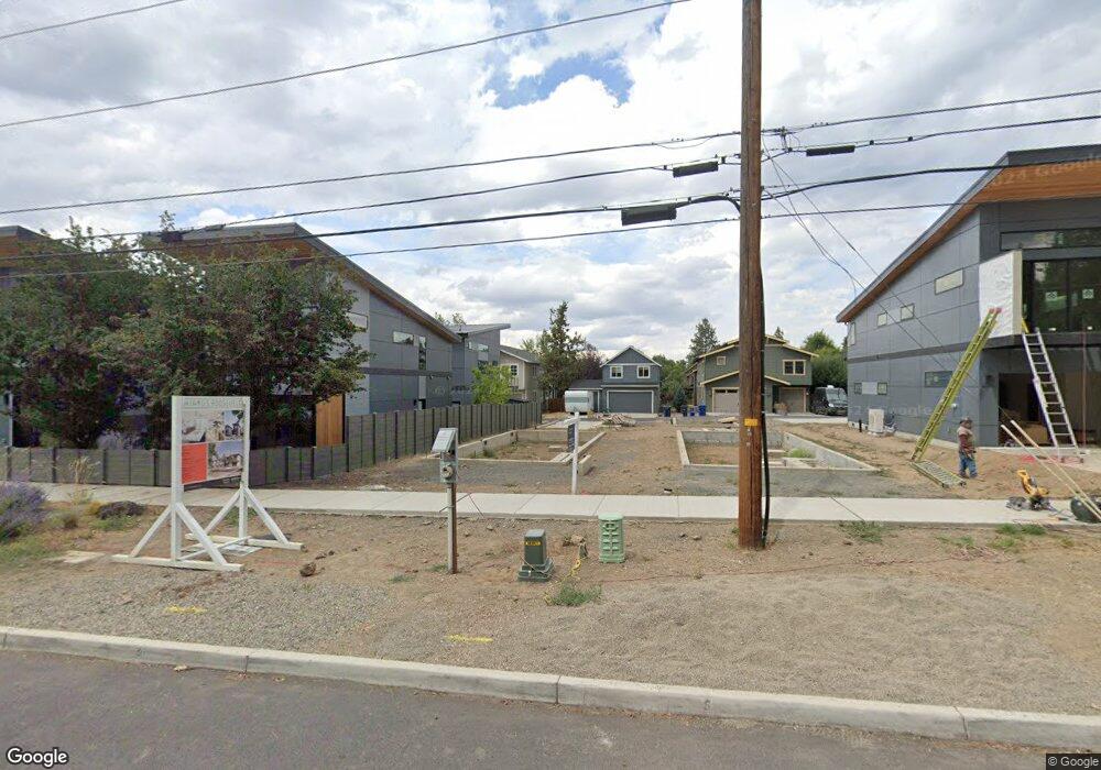 24 SW Roosevelt Ave unit LOT 3, Bend, OR 97702 - photo 1