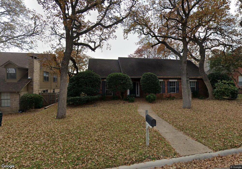 1138 Oakhurst St, Denton, TX 76210 - photo 1