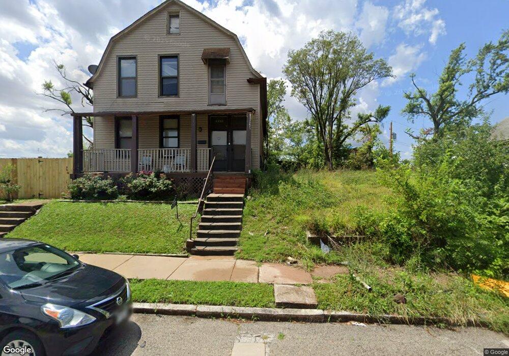 4452 Penrose St, Saint Louis, MO 63115 - photo 1