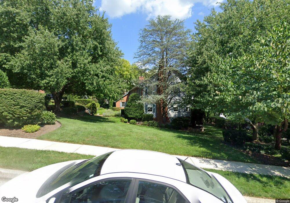 8525 Hill Spring Dr, Lutherville Timonium, MD 21093 - photo 1