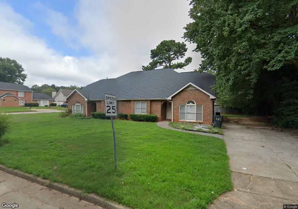 2150 Country Walk Way SE unit B, Conyers, GA 30013 - photo 1