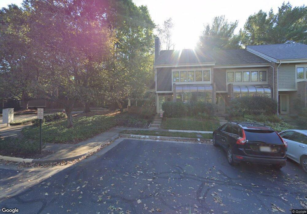 11003 Thrush Ridge Rd, Reston, VA 20191 - photo 1