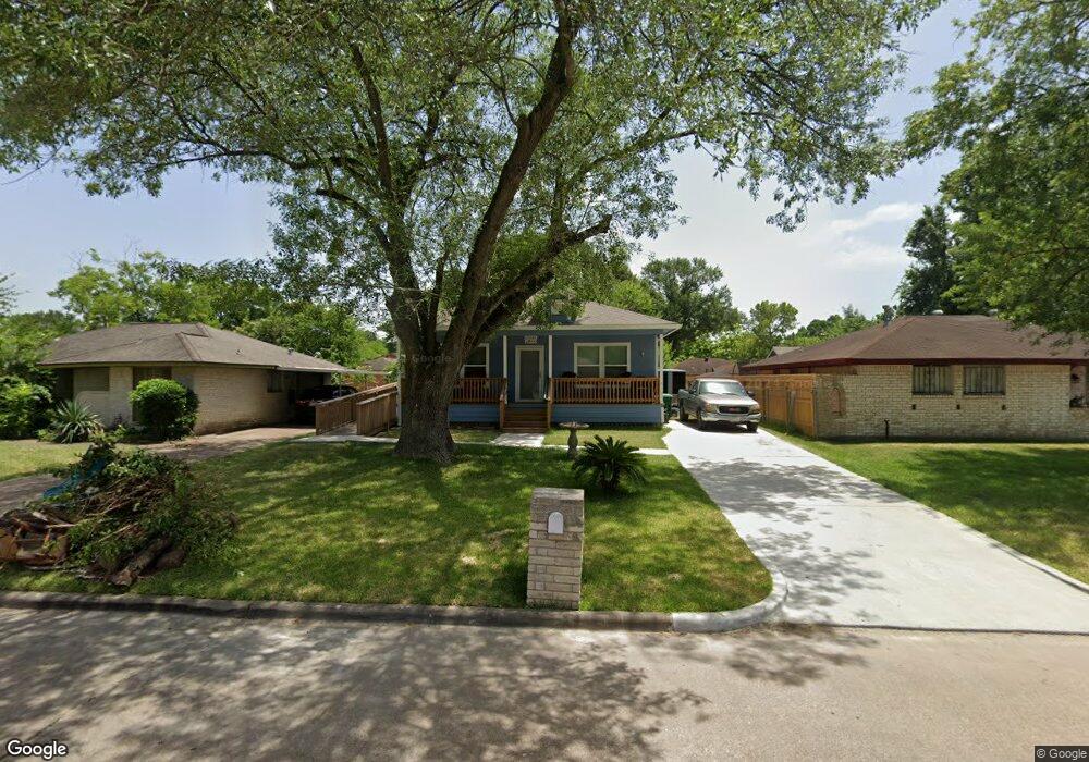 875 Marcolin St, Houston, TX 77088 - photo 1