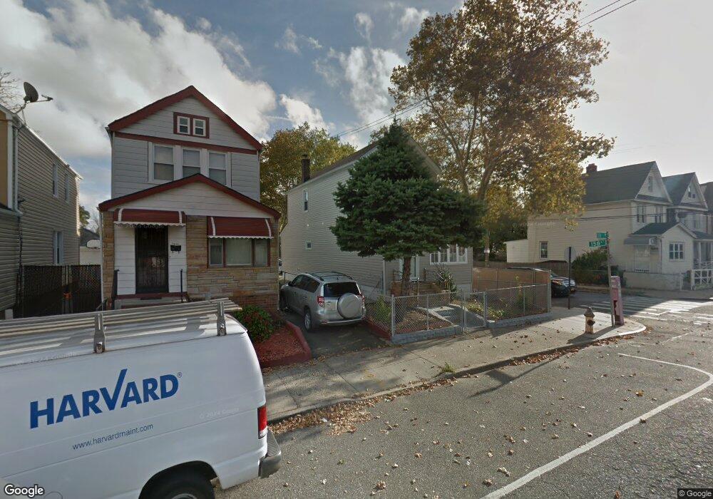 15802 111th Ave, Jamaica, NY 11433 - photo 1