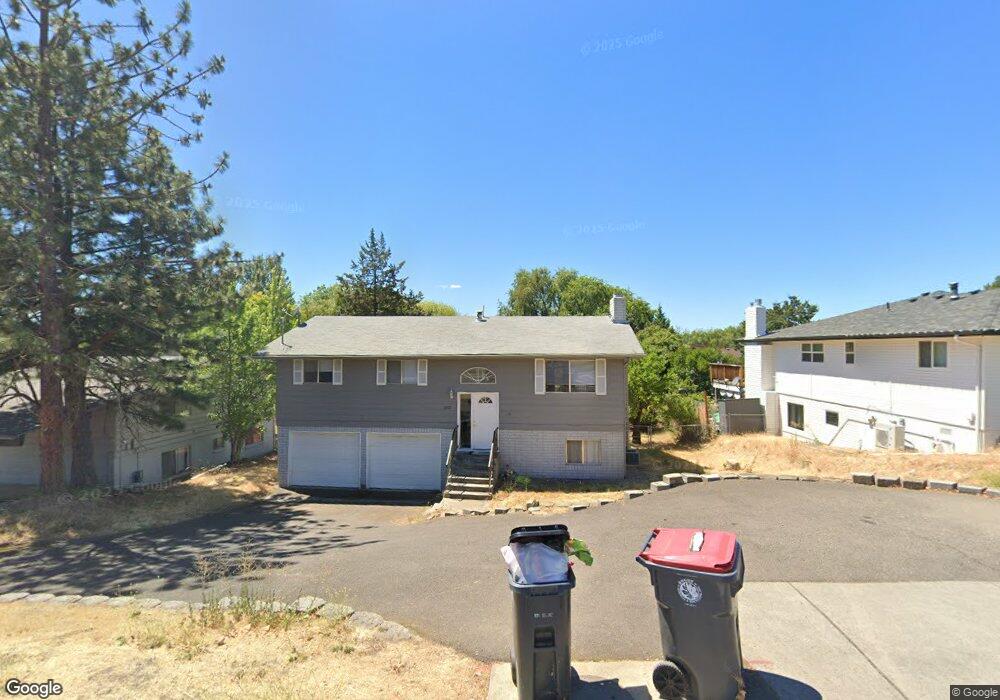 1617 Brookdale Ave, Medford, OR 97504 - photo 1