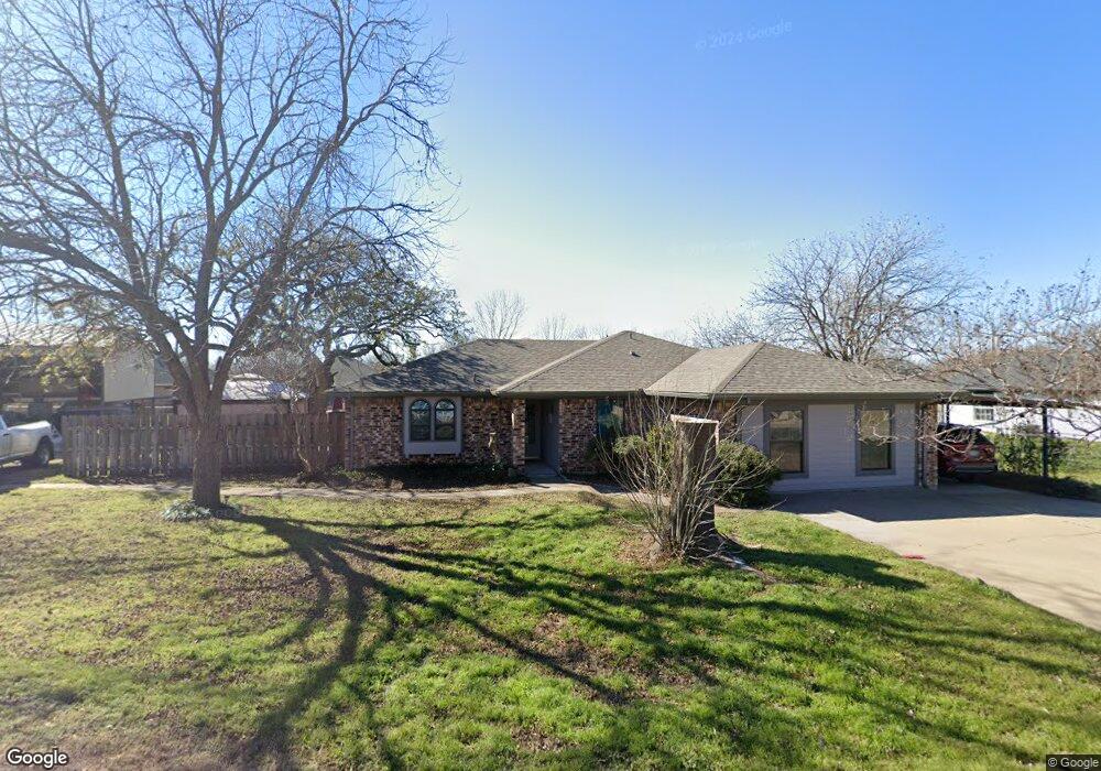706 Shady Grove Ct, Granbury, TX 76049 - photo 1