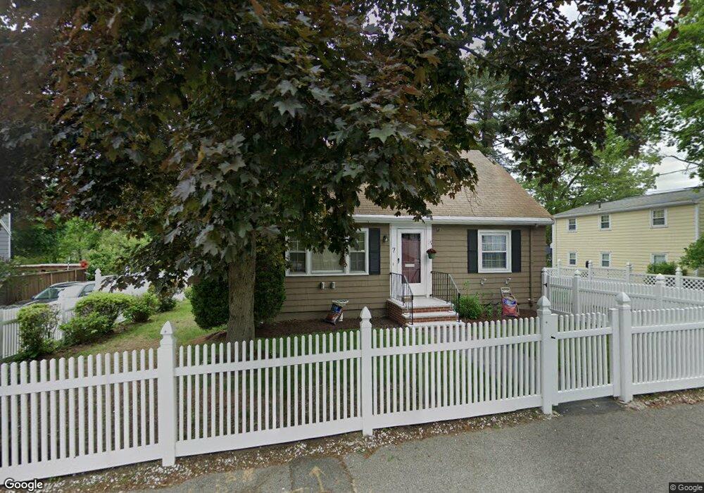 7 Washington St, Hyde Park, MA 02136 - photo 1