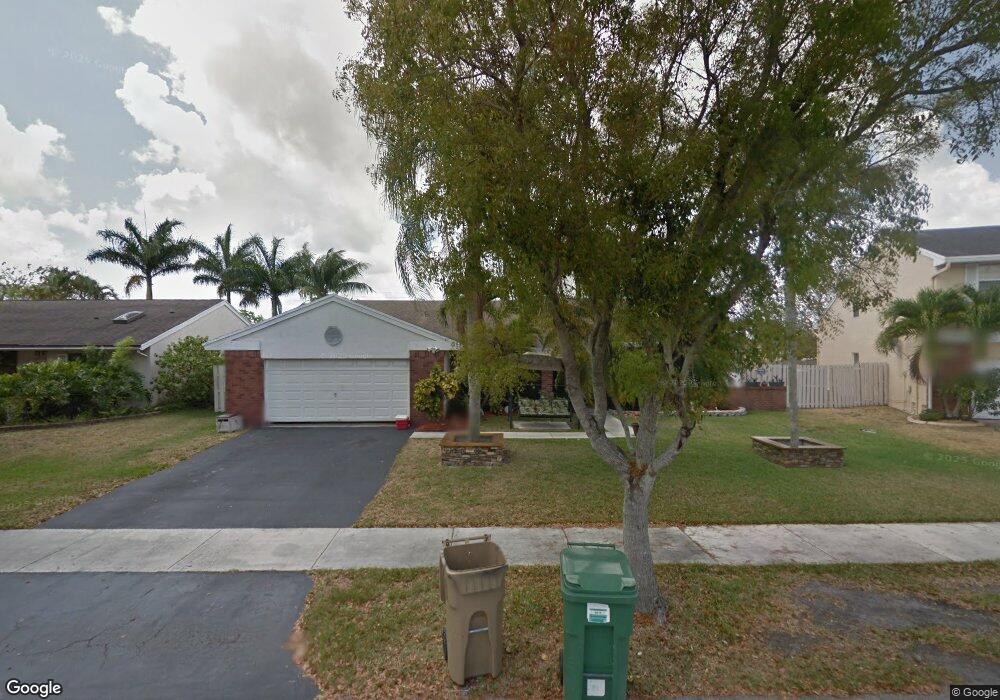 1161 White Stone Way, Davie, FL 33325 - photo 1