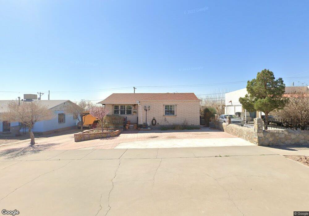 2906 Mountain Ave, El Paso, TX 79930 - photo 1