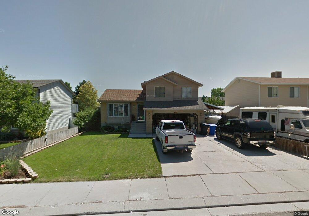 4951 Roundstem Rd, West Jordan, UT 84081 - photo 1