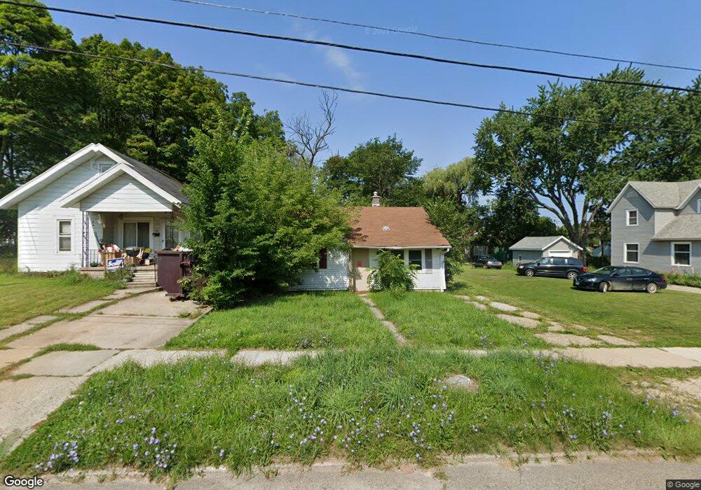 1145 Princeton Ave, Lansing, MI 48915 - photo 1