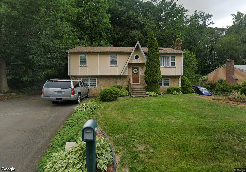 222 Malcolm Rd, West Haven, CT 06516 - photo 1