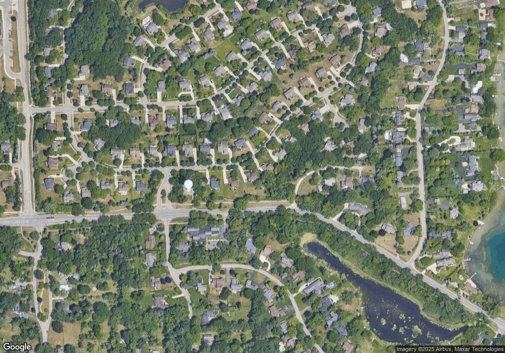 2907 West Bloomfield Oaks Dr, West Bloomfield, MI 48324 - photo 1