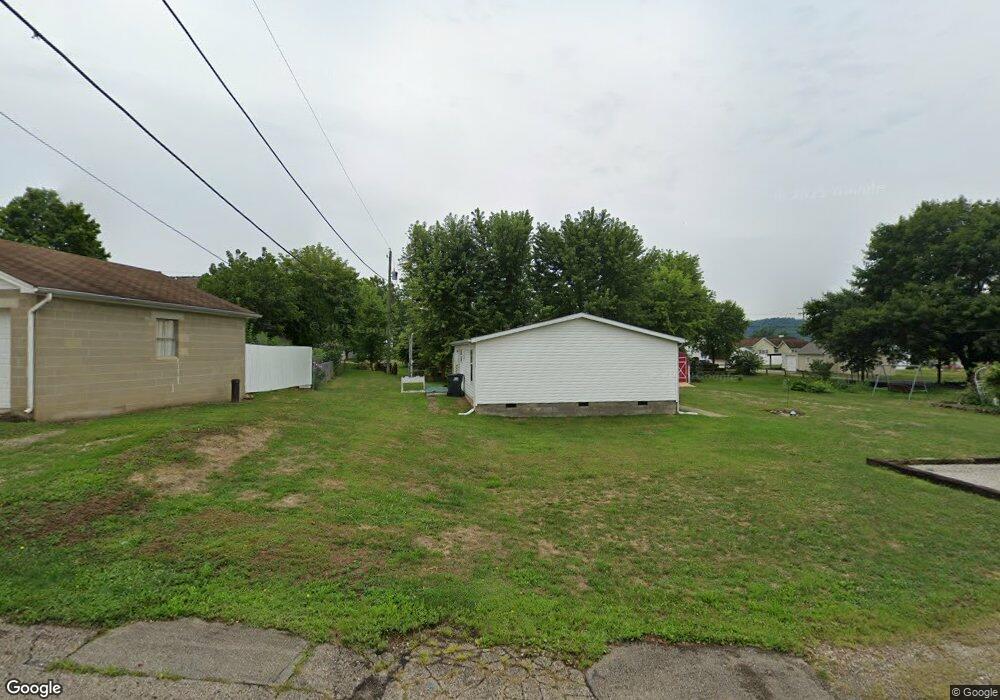 102 W 1st St W, Sugar Grove, OH 43155 - photo 1