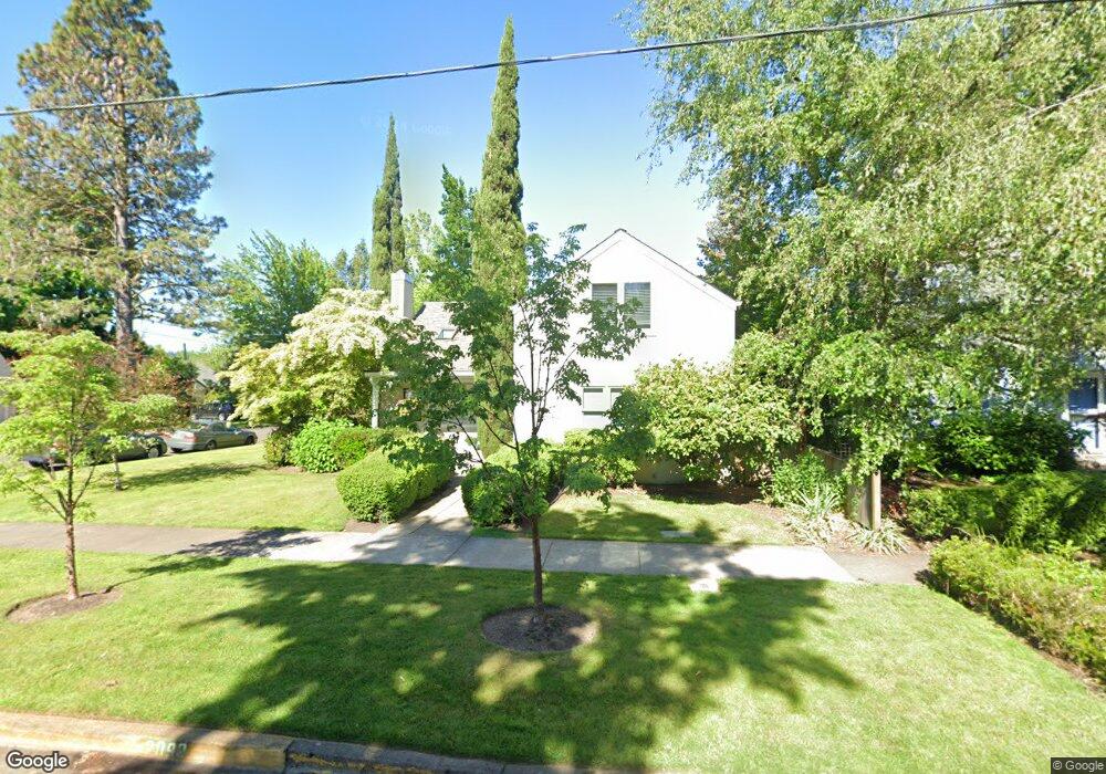 2090 Alder St, Eugene, OR 97405 - photo 1