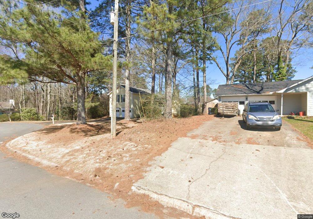 4215 Hidden Meadow Cir, Sugar Hill, GA 30518 - photo 1