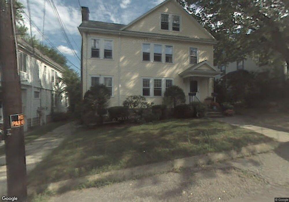 14 Fessenden Rd, Arlington, MA 02476 - photo 1