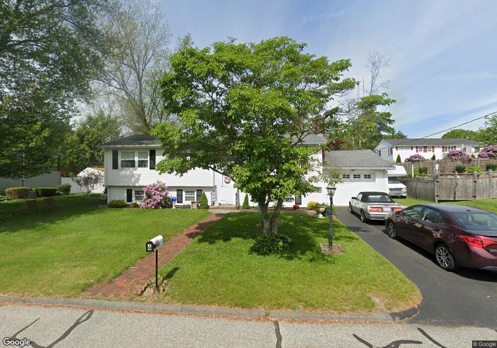 6 Lawnacre Dr, Greenville, RI 02828 - photo 1