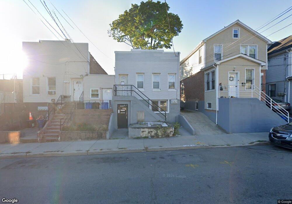 15712 110th Ave, Jamaica, NY 11433 - photo 1