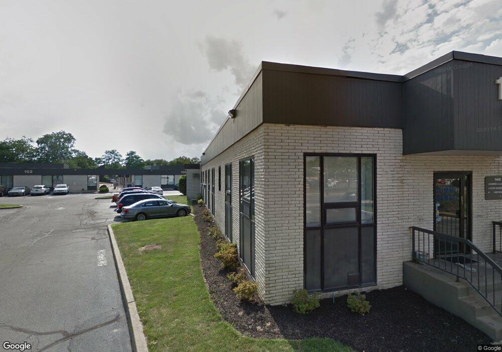 148 Islip Ave unit 28, Islip, NY 11751 - photo 1