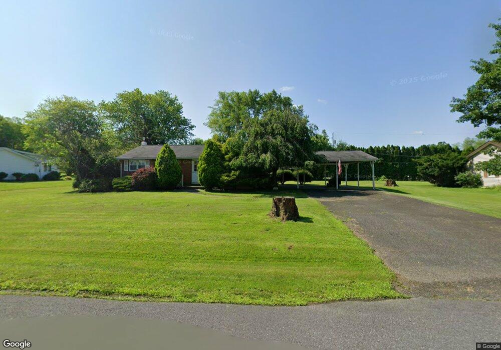 6138 Glenn Ave, Coopersburg, PA 18036 - photo 1