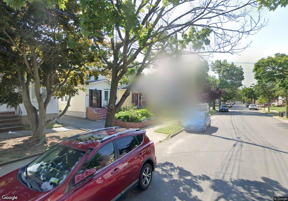 8455 259th St, Floral Park, NY 11001 - photo 1