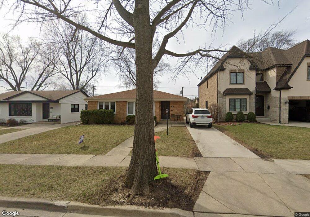 766 S Fairfield Ave, Elmhurst, IL 60126 - photo 1