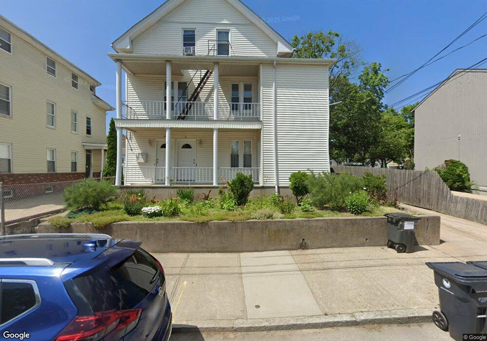 61 Warren Ave, Pawtucket, RI 02860 - photo 1