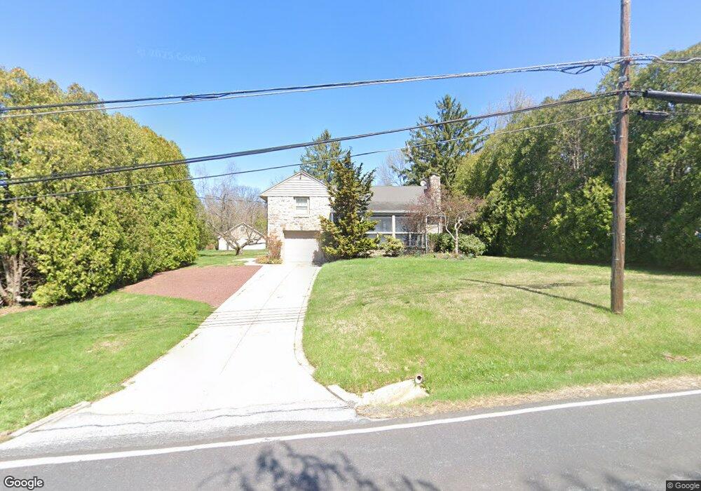 5194 Oley Turnpike Rd, Reading, PA 19606 - photo 1