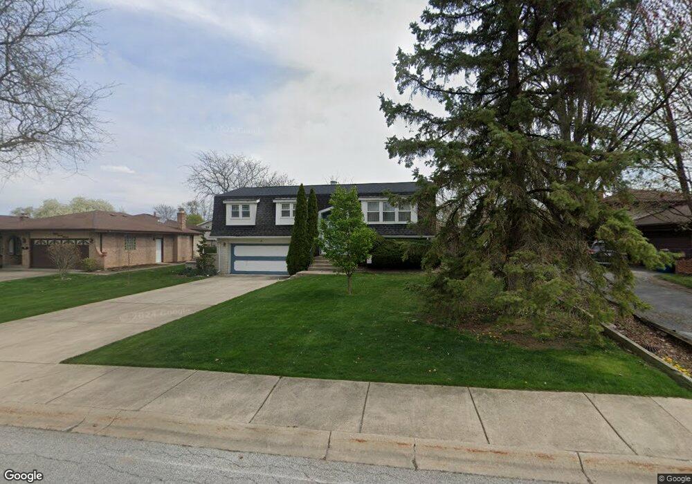 8719 Mathews St, Crown Point, IN 46307 - photo 1