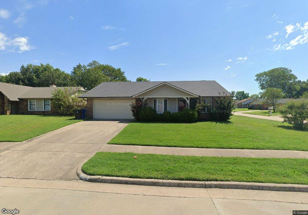 4509 S Maple Ave, Broken Arrow, OK 74011 - photo 1