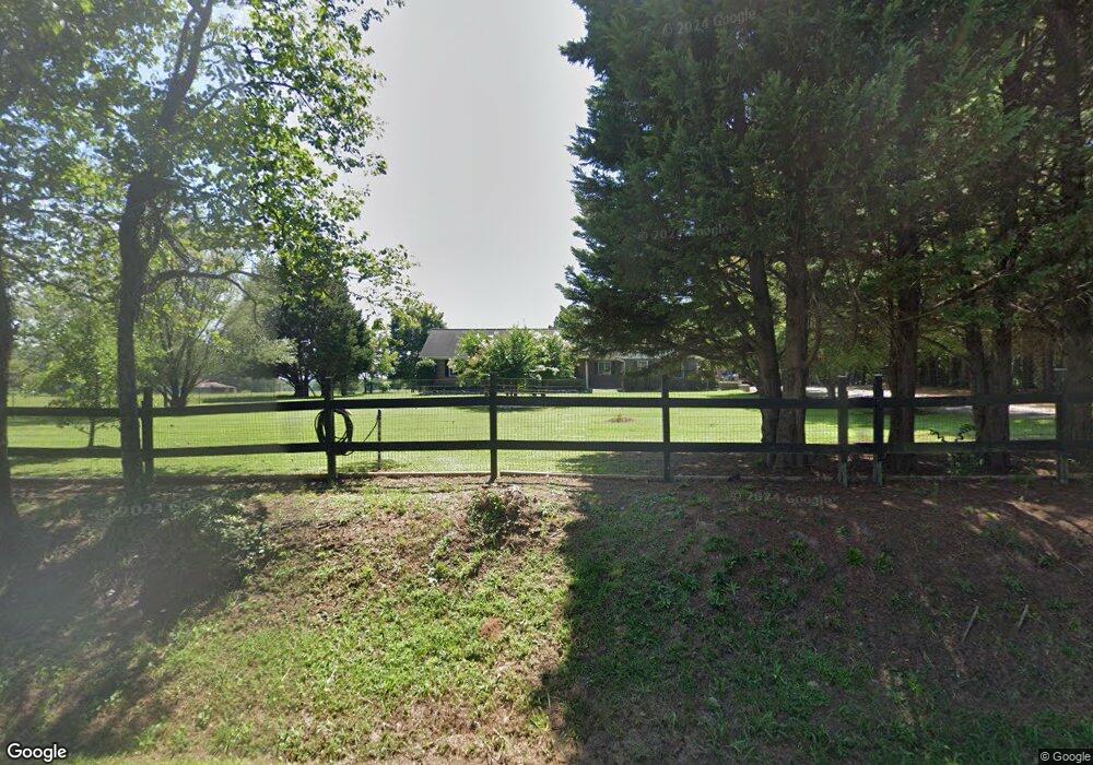 136 Archer Rd, Gaffney, SC 29340 - photo 1