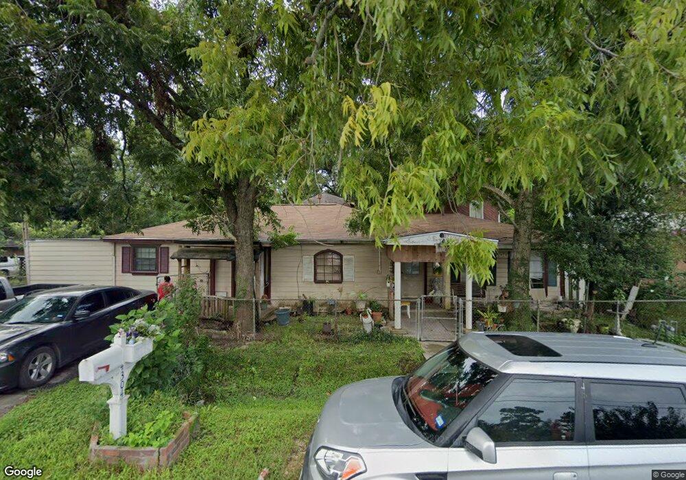 4304 Darwin St, Houston, TX 77093 - photo 1