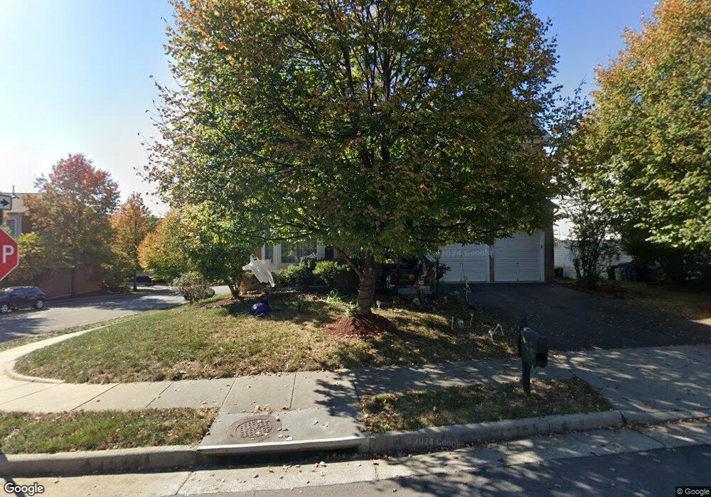 42117 Porch Light Dr, Aldie, VA 20105 - photo 1