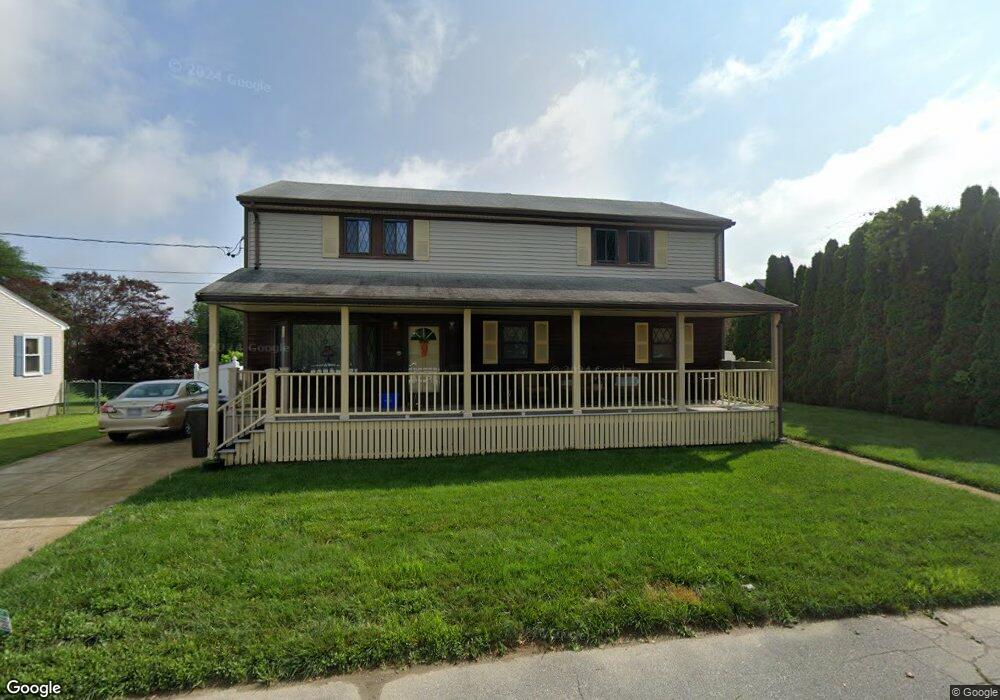 21 Webster St, South Dartmouth, MA 02748 - photo 1